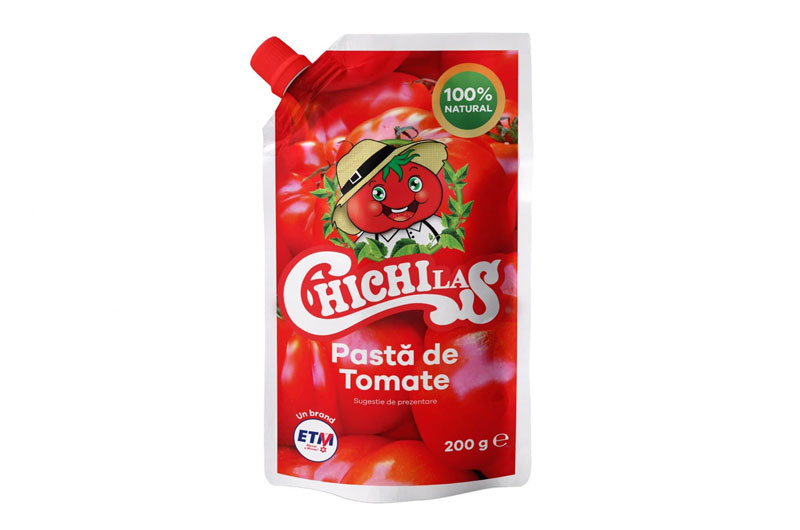 400 grams of tomato paste in a packet